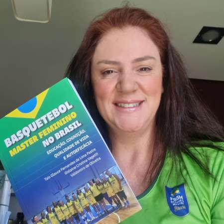 Taís Pastre lança livro 